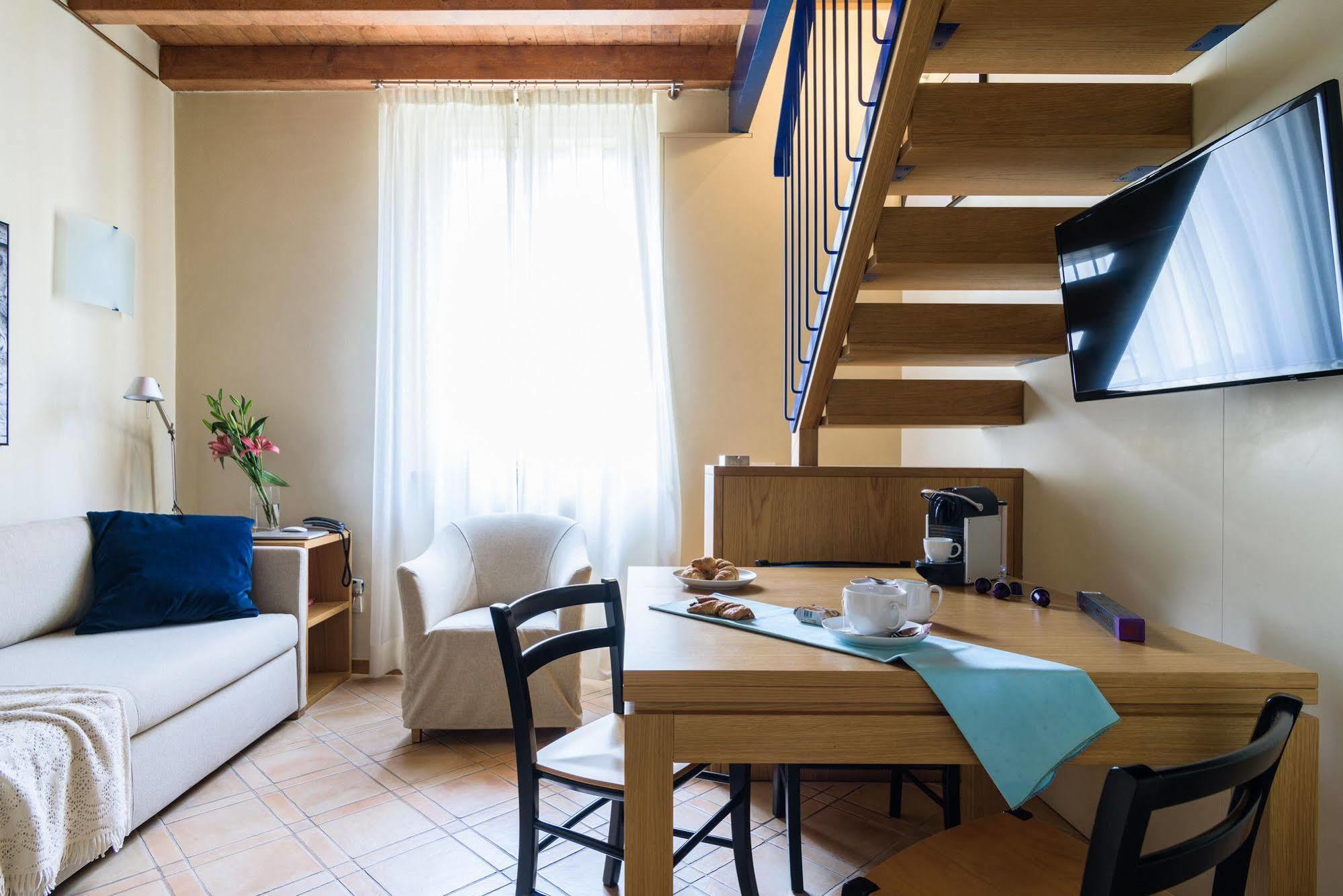 Apartahotel Ascanio Sforza - Suites&apartments
